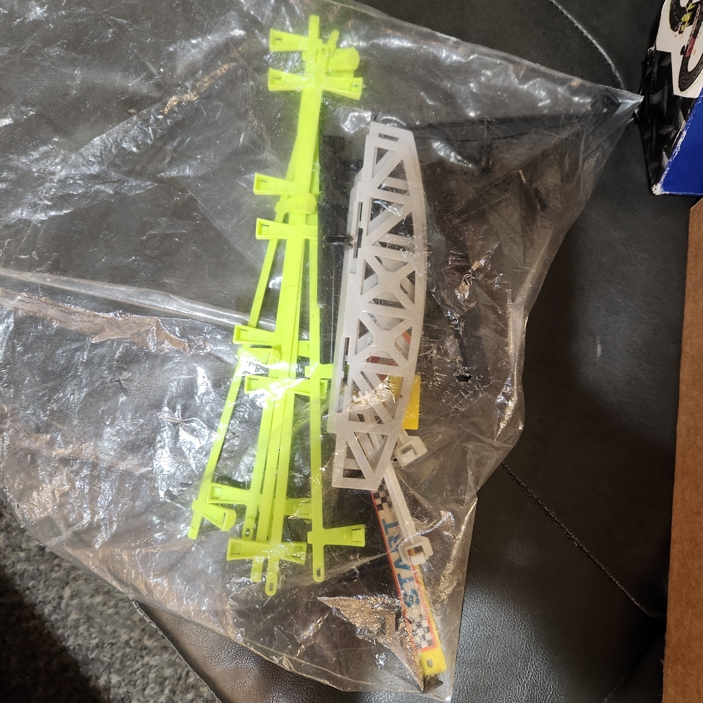 Vintage Fast Lane Speedway Rescue Racing Track. Complete. Works. - Picture 6 of 10